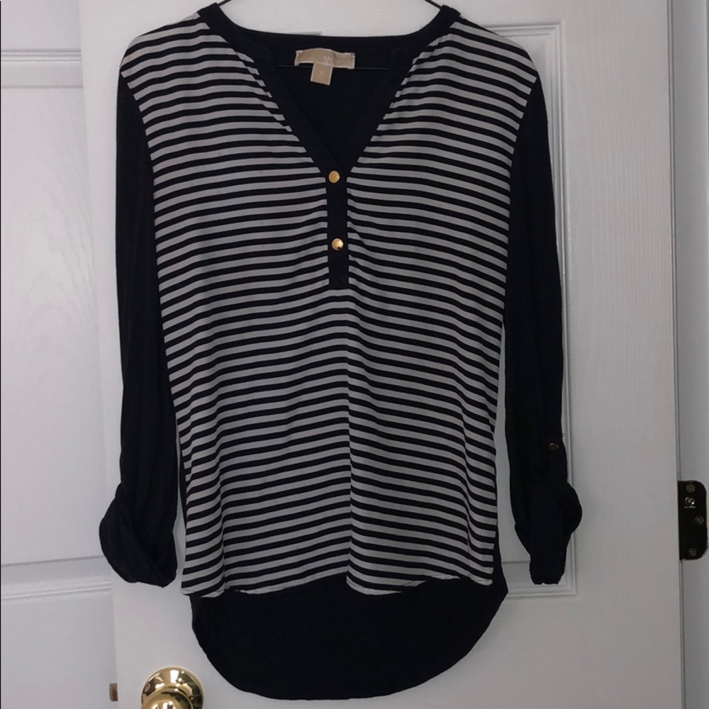 Quarter length sleeve striped Micheal kors top